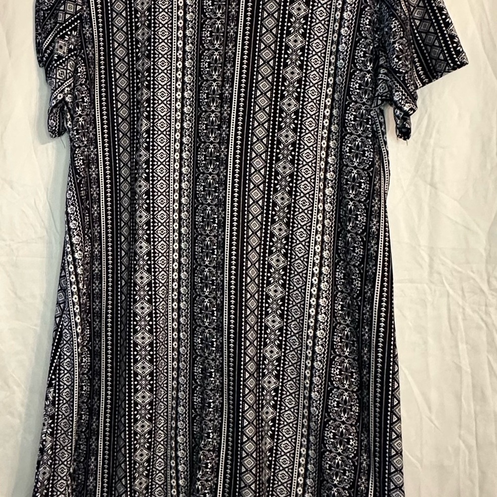 Bobbie Brooks Women’s Black and White Pattern Dress Size 1X - Picture 6 of 10